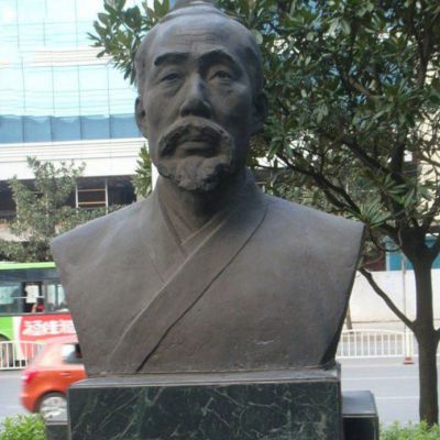 公園管仲胸像名人石雕是怎么制作出來的?