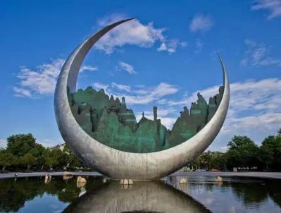 廣場水景不銹鋼月牙大型戶外擺件