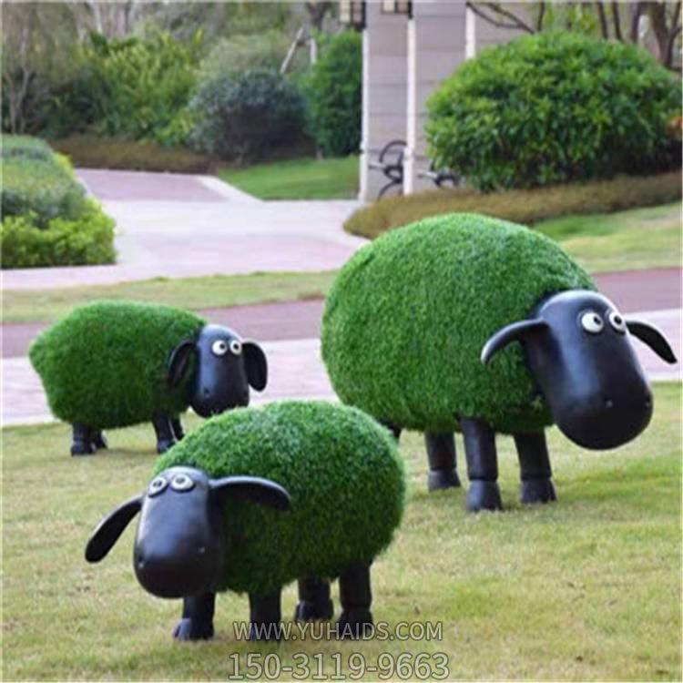 戶(hù)外幼兒園景觀玻璃鋼草坪植絨肖恩羊裝飾擺件雕塑