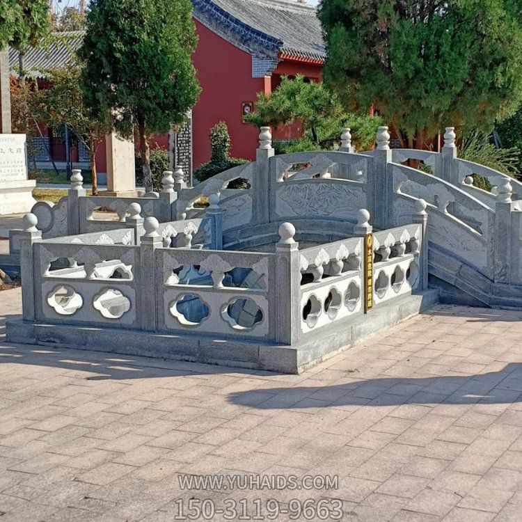 花崗巖石雕小橋，橋欄桿護(hù)欄雕塑