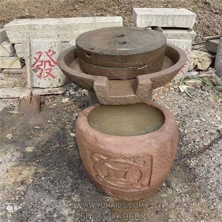 石雕磨盤，磨豆子的傳統設備雕塑