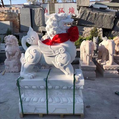 漢白玉石雕貔貅，門店看門神獸