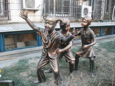 玻璃鋼仿銅戶外園林景觀玩游戲的兒童景觀擺件