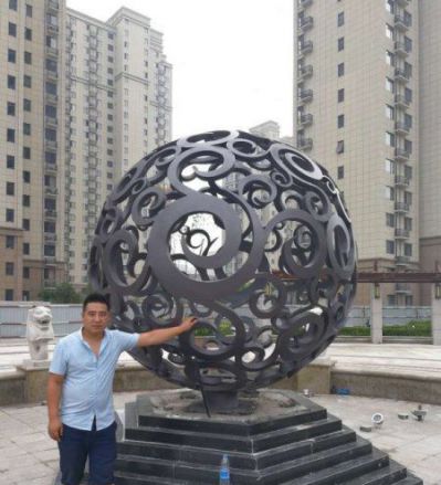 城市廣場不銹鋼仿古工藝品鏤空球雕塑