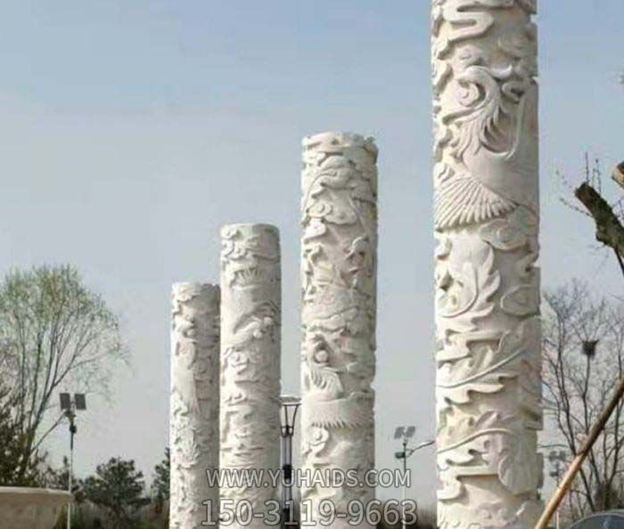 戶外景區(qū)漢白玉圓柱上的浮雕鳳凰雕塑 戶外景區(qū)漢白玉圓柱上的浮雕鳳凰雕塑