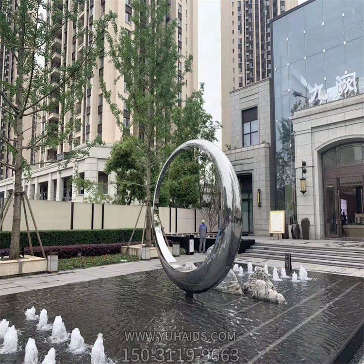 不銹鋼鏡面圓環景觀雕塑，園林水景噴泉裝飾景觀