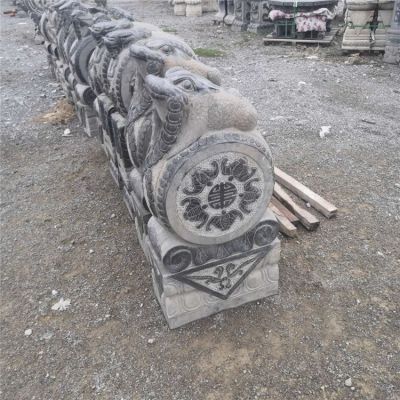 金蟾抱鼓石，青石門墩