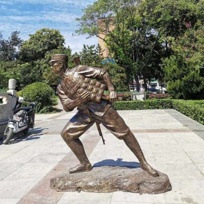 沖鋒，玻璃鋼仿銅戰(zhàn)士士兵雕塑