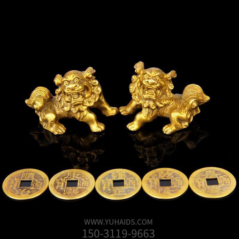 獅子雕塑-室內(nèi)車(chē)飾純金打造獅子雕塑