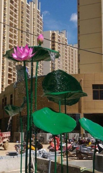 不銹鋼小區彩色荷花雕塑