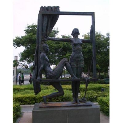 現代城市廣場鑄造抽象人物景觀小品擺件