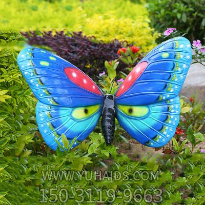 玻璃鋼彩繪操場(chǎng)蝴蝶雕塑