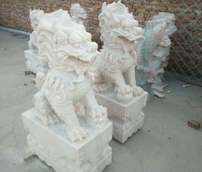 酒店門口鎮宅漢白玉石雕麒麟雕塑