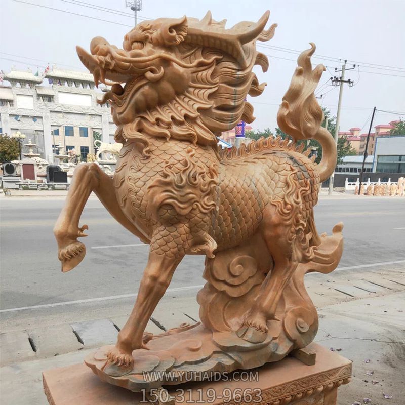 戶外景區廣場黃蠟石石雕神獸麒麟雕塑 戶外景區廣場黃蠟石石雕神獸麒麟雕塑