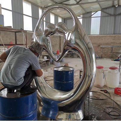 定制企業不銹鋼景觀魚雕塑需要多少錢？