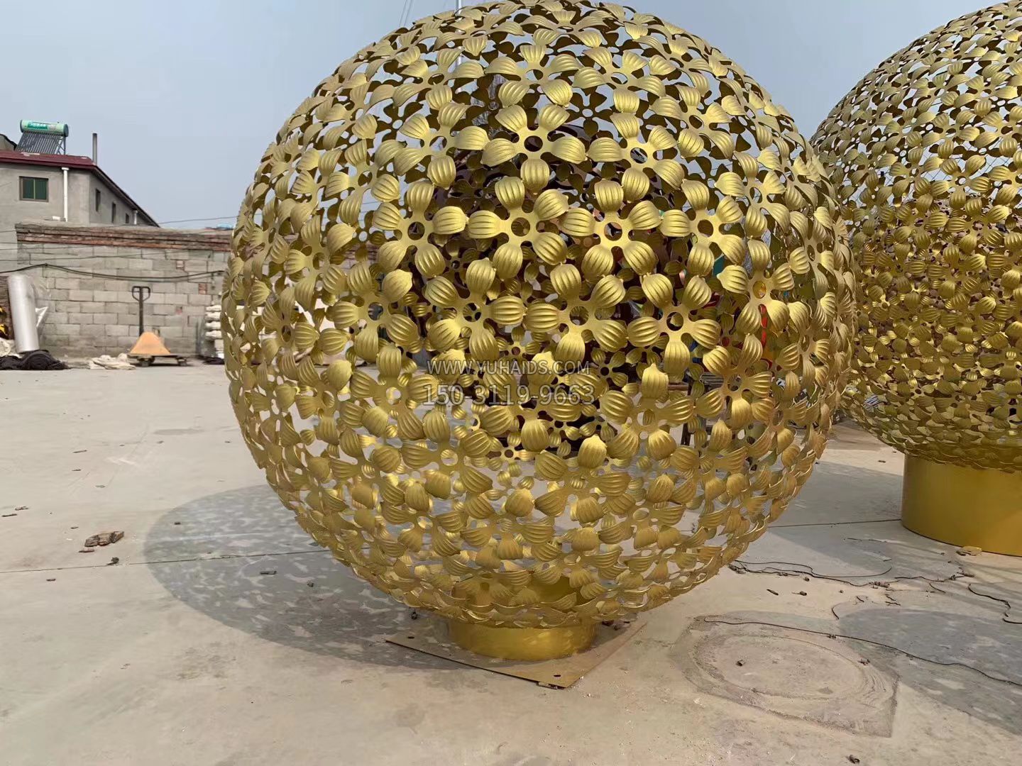 花紋造型不銹鋼鏤空球雕塑 花紋造型不銹鋼鏤空球雕塑